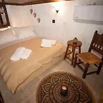 Kitta Towerhouse - Mani Sunset Views فيلة *
