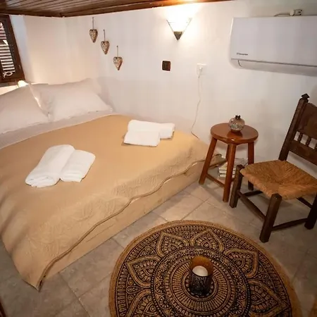 Kitta Vouterakou Family Towerhouse 别墅