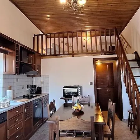 Kitta Vouterakou Family Towerhouse 别墅 *