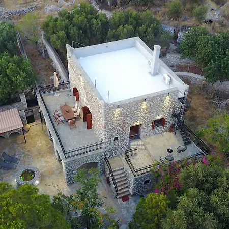 Kitta Vouterakou Family Towerhouse 别墅
