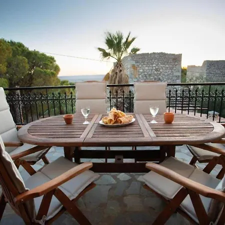 Kitta Towerhouse - Mani Sunset Views Βίλα Κοίτα