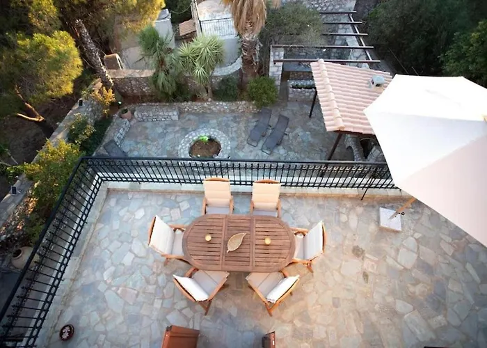 Kitta Towerhouse - Mani Sunset Views *