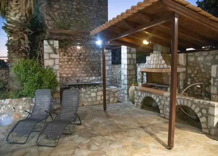 Kitta Towerhouse - Mani Sunset Views * Koíta